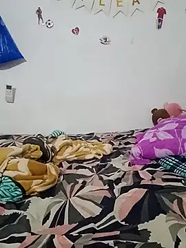 Elduodinamico45 online show from December 21, 2025, 1:19 am