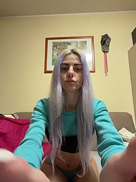 feliciafelon online show from April 16, 2026, 11:18 pm