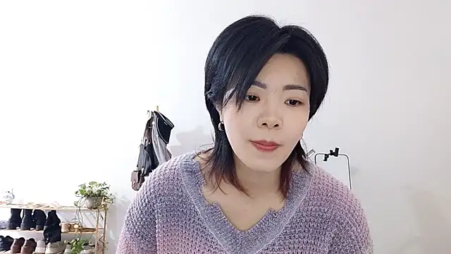 adele8731 online show from November 23, 2025, 2:54 am