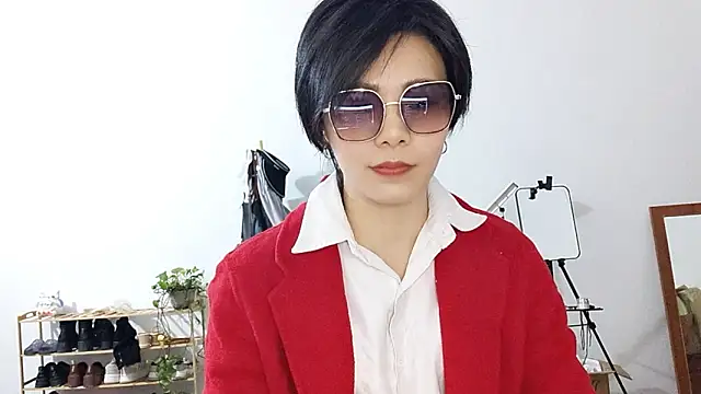 adele8731 online show from November 22, 2025, 2:38 pm