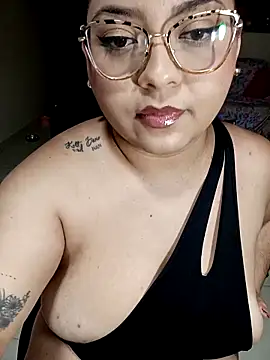 Snapshot of Anna_Lucia88 chatting on February 23, 2026, 6:47 am Anna Lucia88 online show from February 23, 2026, 6:47 am