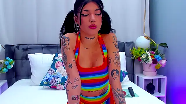 YasminWild online show from November 26, 2025, 4:45 am