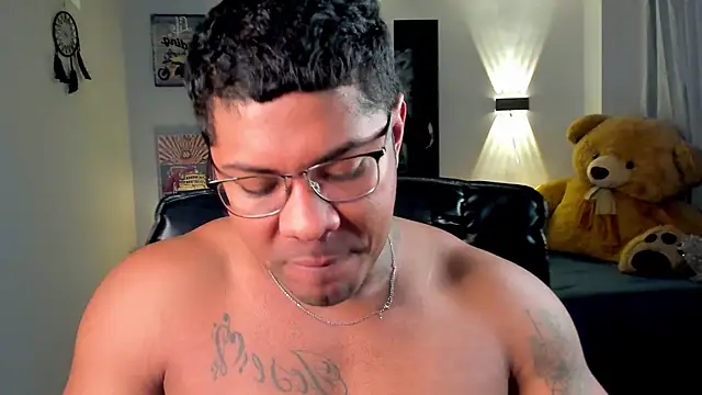 LEONHDZ online show from November 26, 2025, 8:14 am