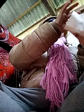 Rose-rose1234 online show from November 28, 2025, 12:11 am