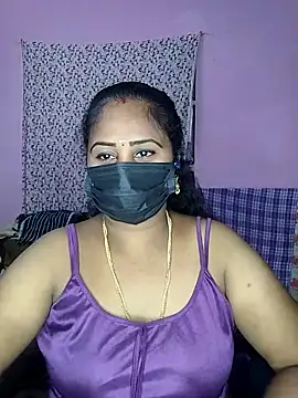 Snapshot of Tamil_devagi chatting on April 19, 2026, 8:26 am Tamil devagi online show from April 19, 2026, 8:26 am