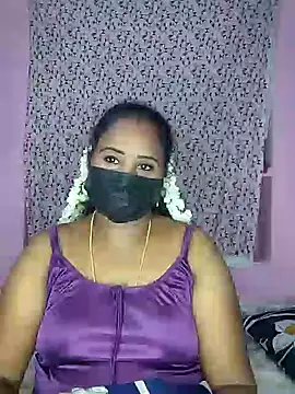 Snapshot of Tamil_devagi chatting on May 17, 2026, 5:35 pm Tamil devagi online show from May 17, 2026, 5:35 pm
