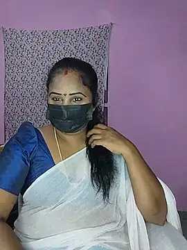 Snapshot of Tamil_devagi chatting on June 3, 2026, 5:52 am Tamil devagi online show from June 3, 2026, 5:52 am