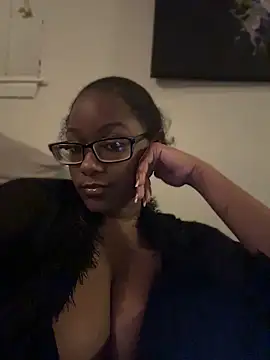 kaywest online show from May 6, 2026, 9:02 am
