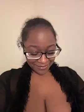 kaywest online show from May 3, 2026, 1:22 am