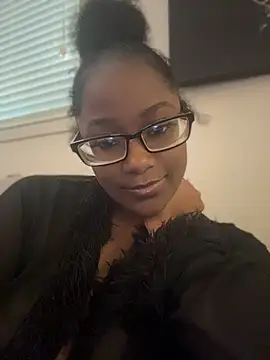 kaywest online show from May 4, 2026, 3:59 pm