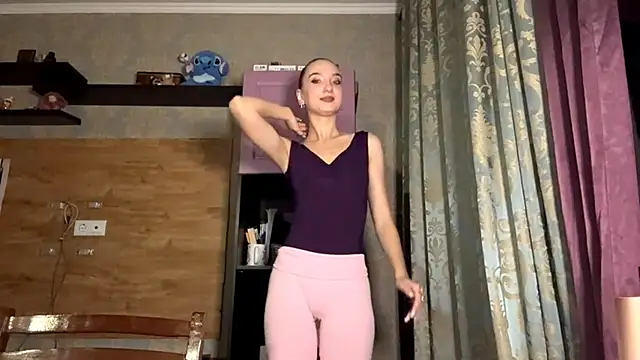 BrocadedEmulsion online show from November 21, 2025, 4:17 pm