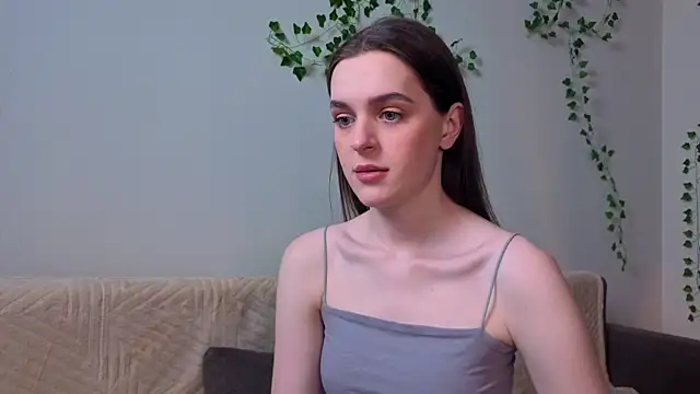 Snapshot of CathrineBinnie chatting on November 26, 2025, 9:37 pm CathrineBinnie online show from November 26, 2025, 9:37 pm