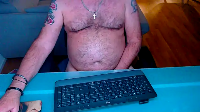 Buidapest online show from March 26, 2026, 4:22 am