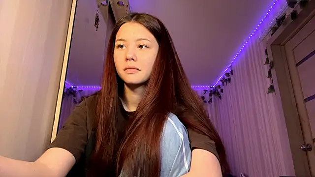 CutieSlim online show from December 19, 2025, 7:11 am