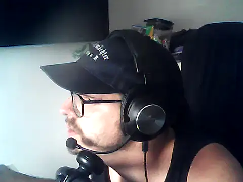 Snapshot of DesertedMonoxide chatting on June 30, 2026, 3:23 pm DesertedMonoxide online show from June 30, 2026, 3:23 pm