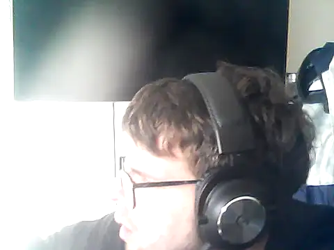 Snapshot of DesertedMonoxide chatting on May 12, 2026, 4:24 pm DesertedMonoxide online show from May 12, 2026, 4:24 pm