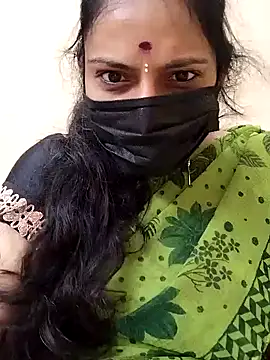 Queen-Neha online show from November 17, 2025, 10:14 pm