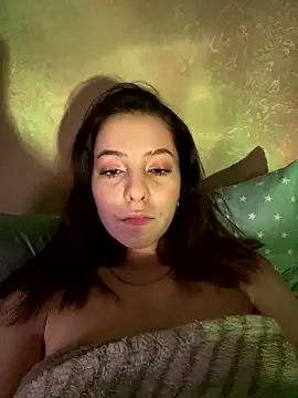 Snapshot of Anoraaa8A chatting on January 14, 2026, 12:36 am Anoraaa8A online show from January 14, 2026, 12:36 am