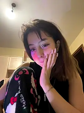 Snapshot of Anoraaa8A chatting on November 26, 2025, 9:48 pm Anoraaa8A online show from November 26, 2025, 9:48 pm