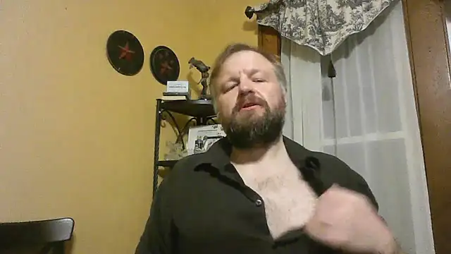 Snapshot of TheOneDonShaun chatting on February 17, 2026, 5:27 am TheOneDonShaun online show from February 17, 2026, 5:27 am