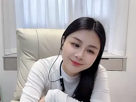 forzen-baby online show from November 30, 2025, 4:24 am