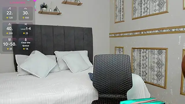 Snapshot of MIssZhoe chatting on November 21, 2025, 12:37 pm MIssZhoe online show from November 21, 2025, 12:37 pm