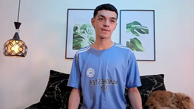 krisstormvg online show from December 1, 2025, 8:21 pm