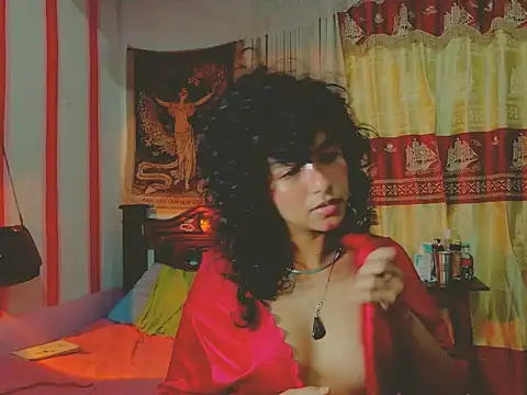 Snapshot of justcallmemargo chatting on November 18, 2025, 12:04 am justcallmemargo online show from November 18, 2025, 12:04 am