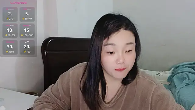 Snapshot of Aggie31 chatting on November 25, 2025, 2:28 pm Aggie31 online show from November 25, 2025, 2:28 pm