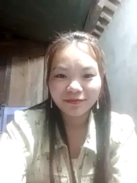 yu-zhen online show from February 18, 2026, 2:20 am