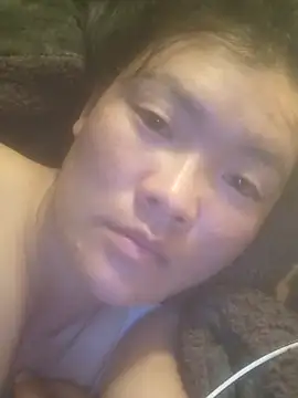 meomeo-00 online show from December 2, 2025, 4:19 pm