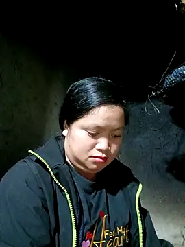 Ava-120 online show from December 4, 2025, 3:33 pm