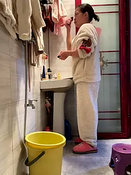 Yes-Baby-A online show from January 8, 2026, 10:27 pm