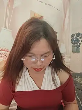 Snapshot of Cover-baa chatting on May 31, 2026, 10:10 am Cover-baa online show from May 31, 2026, 10:10 am