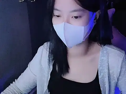 Hellen2999 online show from November 23, 2025, 5:06 am