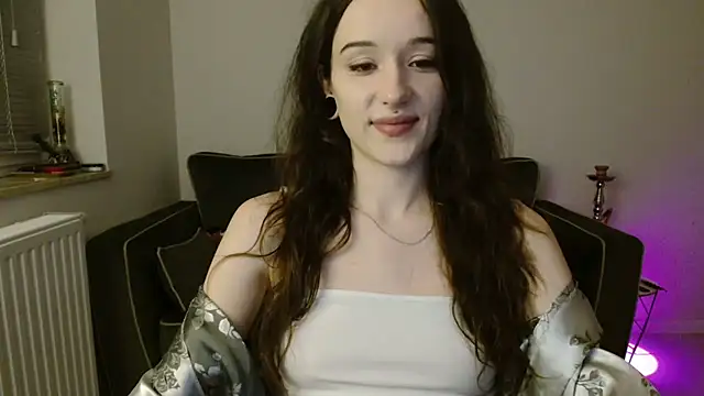 Snapshot of Tinybutt5368 chatting on February 19, 2026, 4:59 pm Tinybutt5368 online show from February 19, 2026, 4:59 pm