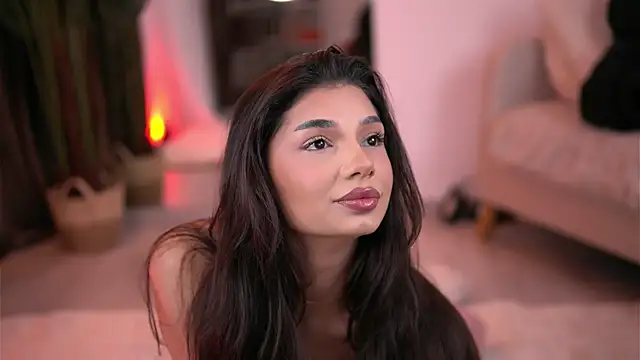 Snapshot of LuvCaprice chatting on December 4, 2025, 6:12 am LuvCaprice online show from December 4, 2025, 6:12 am