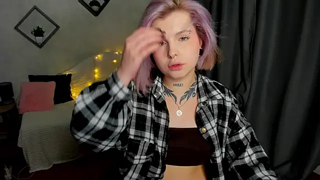 shadow  purrr online show from November 28, 2025, 2:34 am