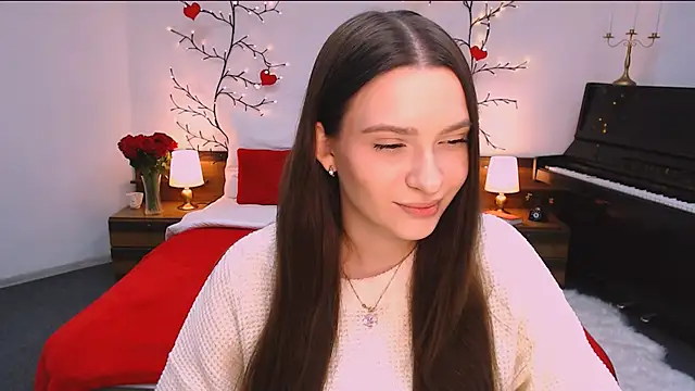 charming berry online show from November 25, 2025, 1:11 pm