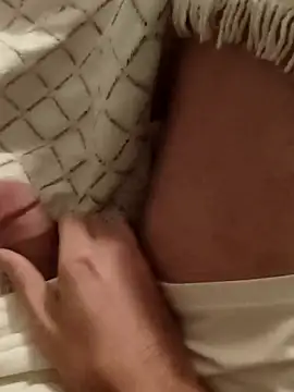 berkkderlerr online show from November 25, 2025, 4:07 pm