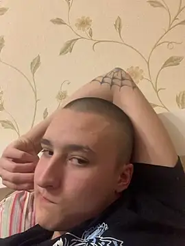 Snapshot of mishatop178 chatting on January 15, 2026, 12:14 am mishatop178 online show from January 15, 2026, 12:14 am