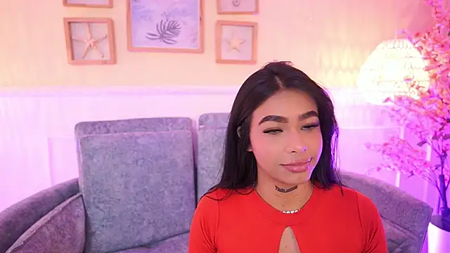 Snapshot of MeganLowell chatting on February 17, 2026, 7:00 pm MeganLowell online show from February 17, 2026, 7:00 pm