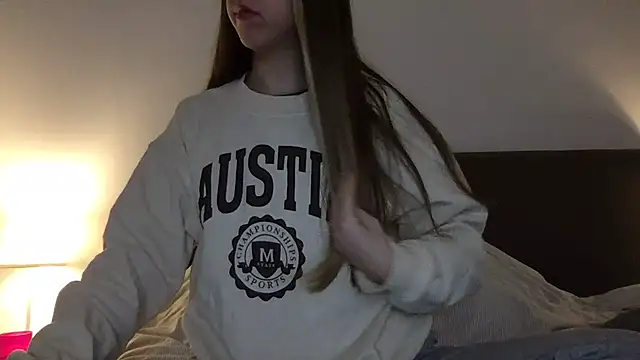 Martimartinaxx online show from March 30, 2026, 8:54 pm