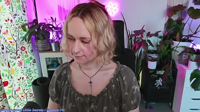 xzoeyryanx online show from January 13, 2026, 7:18 pm