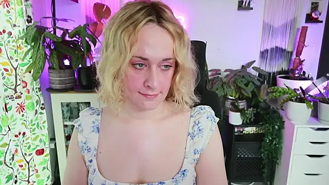 xzoeyryanx online show from June 5, 2026, 5:18 pm