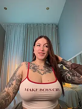 Snapshot of Tattitude_ chatting on June 8, 2026, 7:42 am Tattitude online show from June 8, 2026, 7:42 am