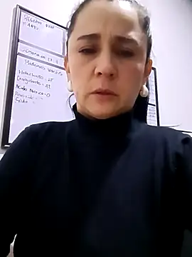 Snapshot of Sex_Annie chatting on April 30, 2026, 4:30 am Sex Annie online show from April 30, 2026, 4:30 am