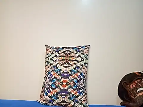 fati35flou online show from May 10, 2026, 5:44 am