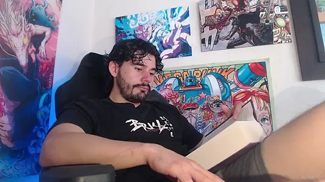 LuciferSantoryu online show from April 13, 2026, 9:41 pm