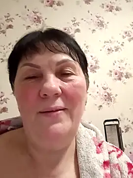 Snapshot of OliviaaSkyy chatting on February 17, 2026, 5:32 pm OliviaaSkyy online show from February 17, 2026, 5:32 pm